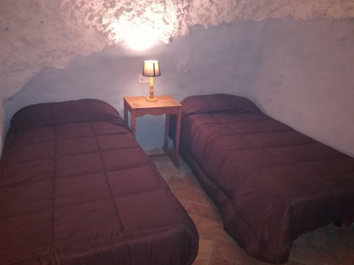 Cueva El Madrono Villa Pegalajar Eksteriør billede